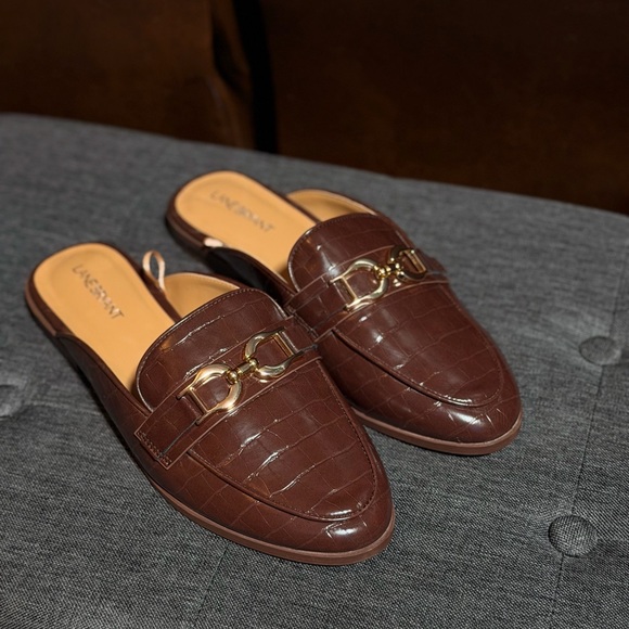 Lane Bryant Brown Croc-Embossed Slide Loafers with Gold Hardware - Picture 2 of 6